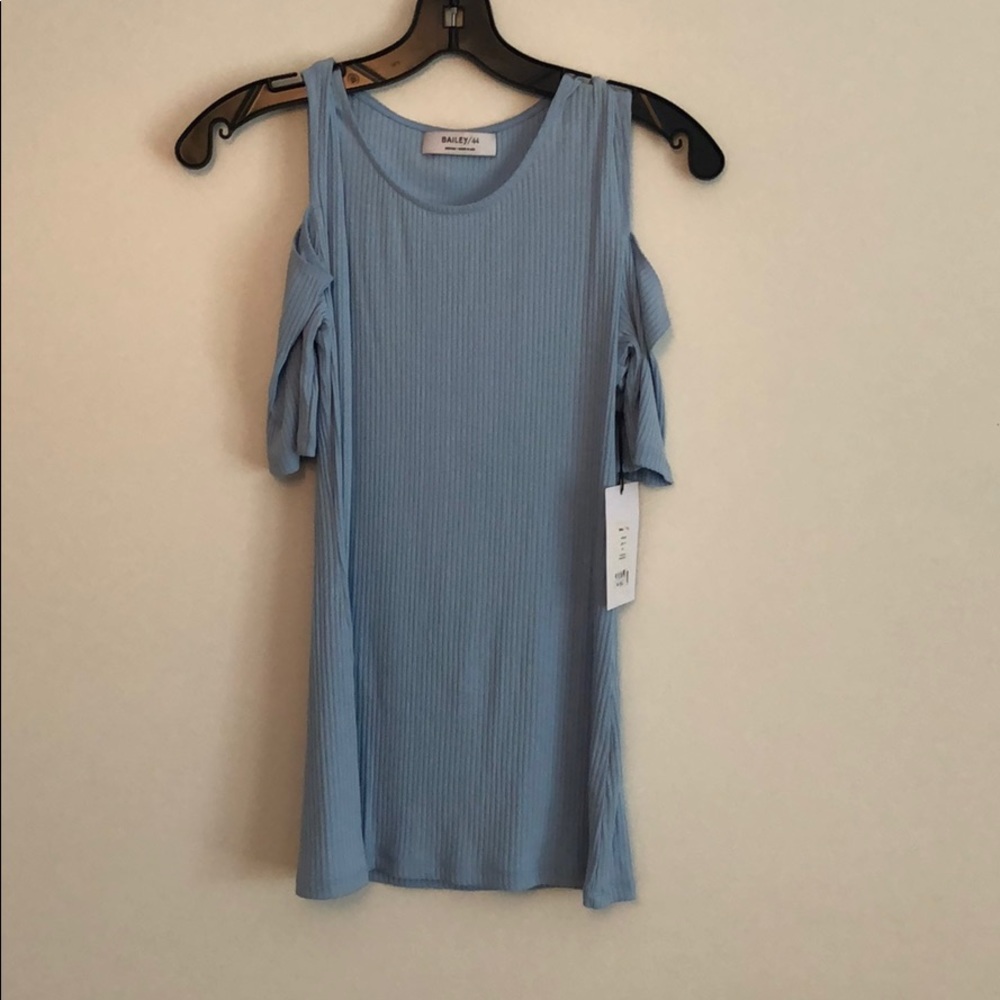 Bailey 44 blue top